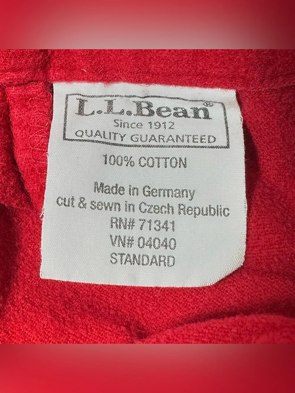 Vintage LL Bean Flannel Pillowcases Set Of 2 Red Germany Czech 71341